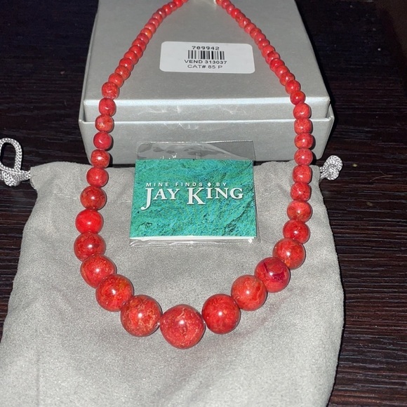 Red coral graduated bead necklace by Jay King - Picture 8 of 14